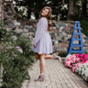 Meet your Posher, Lydia